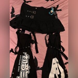 Dolls Kill Hatsune Miku mini skirt leg warmers